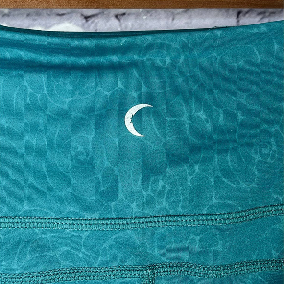 ZYIA ACTIVE‎ Women's 4 Dark Teal Floral Pocket Light n Tight Hi-Rise Legging 7/8 - Picture 5 of 6